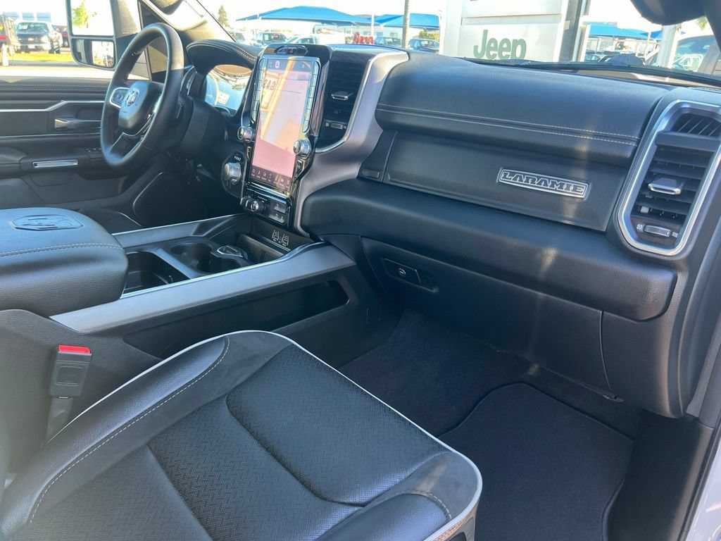 Used 2025 RAM 1500 Laramie w/ Trailer Tow Group AWD/4WD image 44
