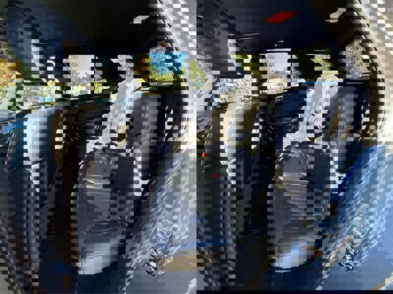 Used 2018 Mercedes-Benz GLE 350 w/ Premium 1 Package image 11