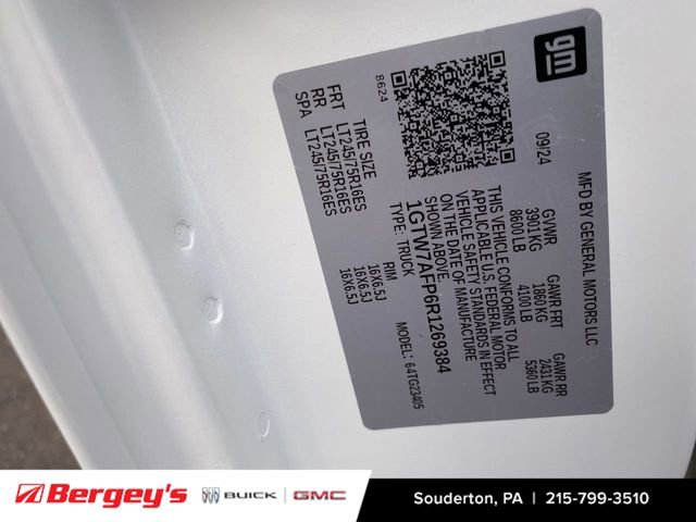 Certified 2024 GMC Savana 2500 w/ Driver Convenience Package image 38