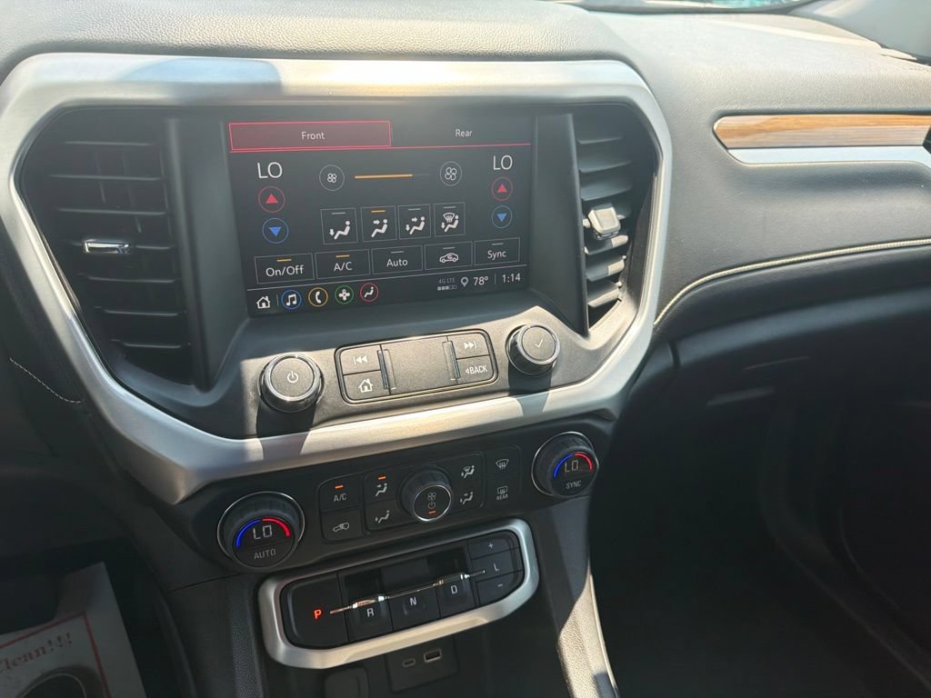 Used 2023 GMC Acadia SLE w/ Driver Convenience Package FWD image 16