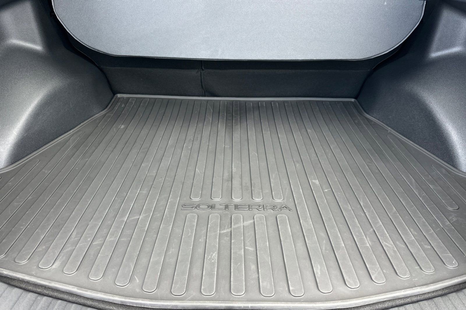 Used 2025 Subaru Solterra Premium w/ Premium Convenience Package image 18