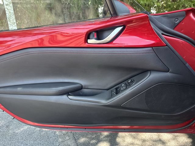 Used 2016 MAZDA MX-5 Miata Grand Touring RWD image 23