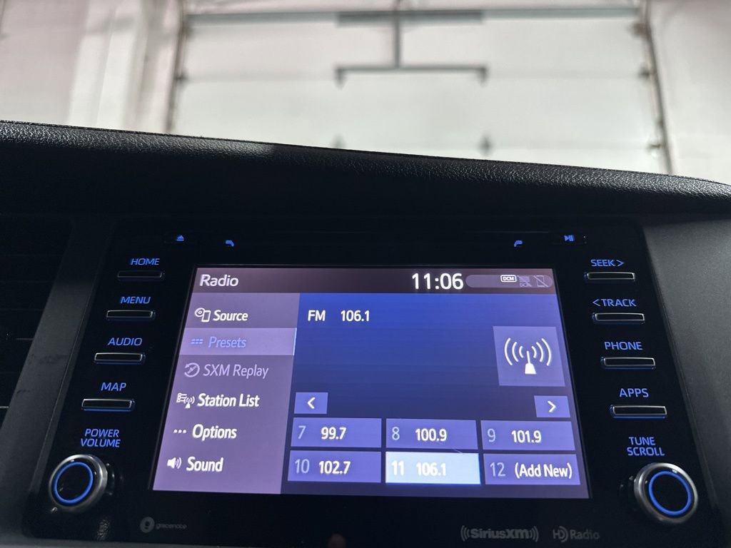Used 2019 Toyota Sienna XLE FWD image 30