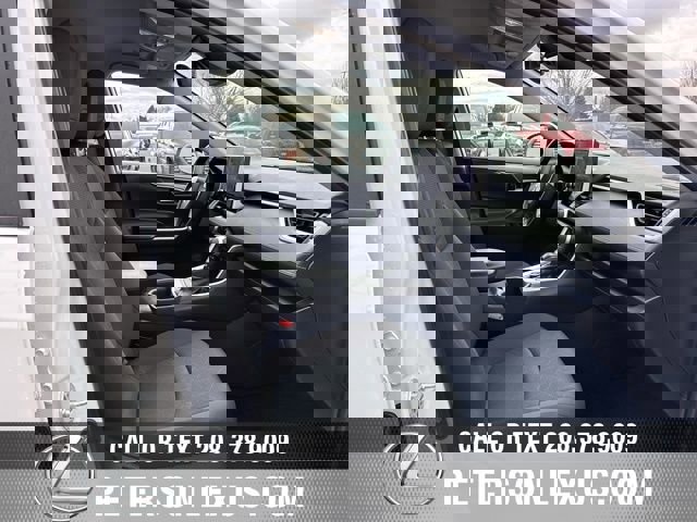 Used 2025 Toyota RAV4 XLE image 12