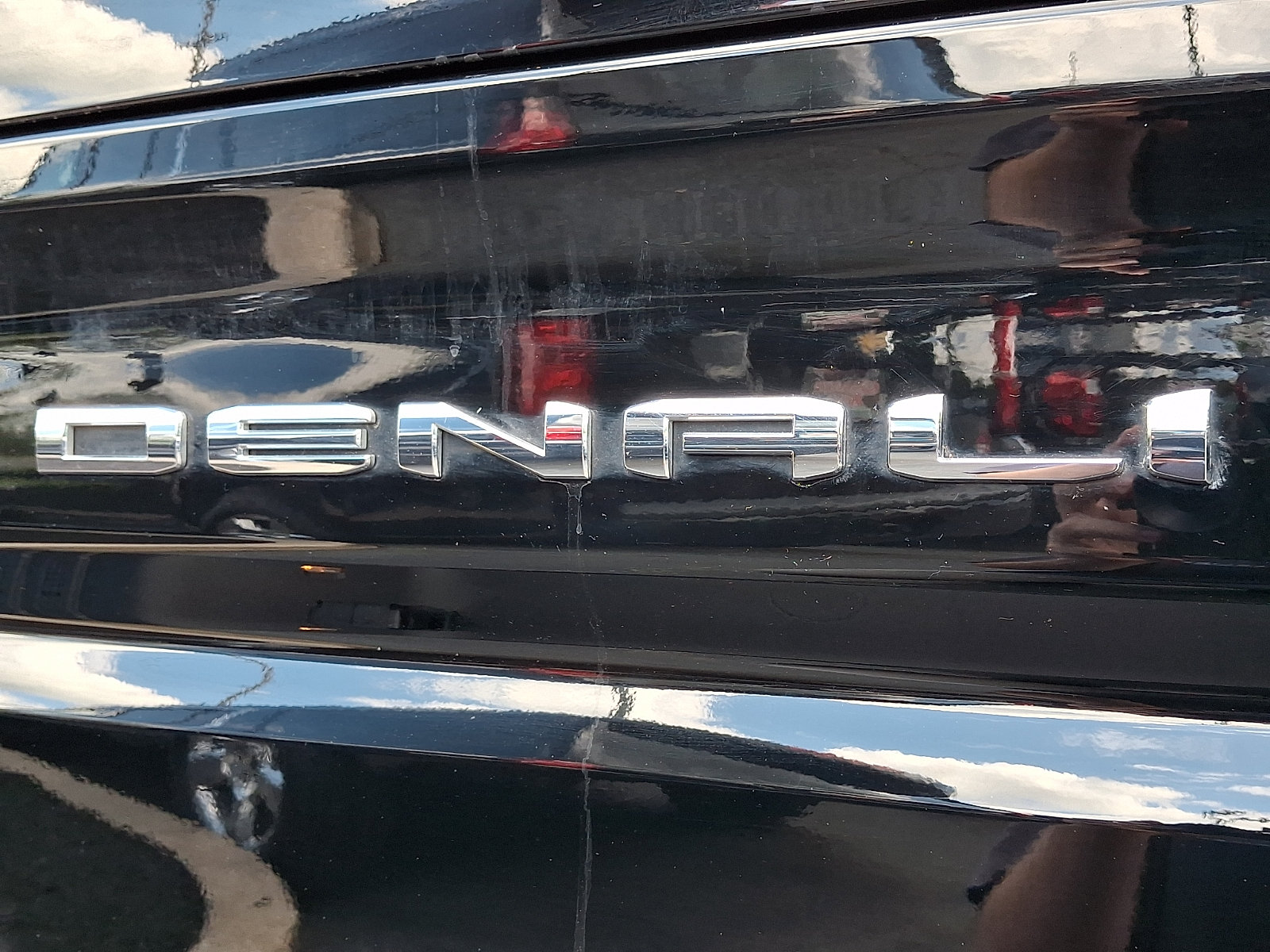 Used 2023 GMC Sierra 1500 Denali w/ Denali Reserve Package AWD/4WD image 32