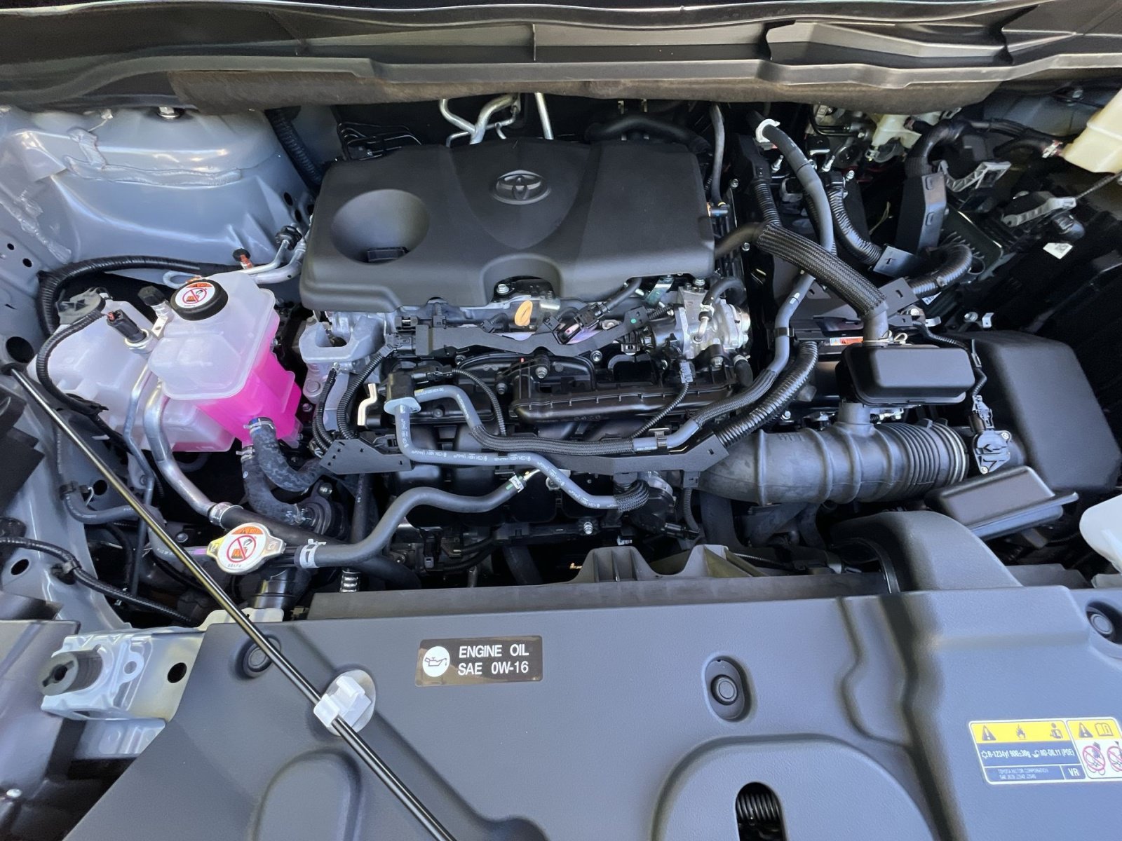 Used 2025 Toyota Sienna XSE w/ XSE Plus Package FWD image 38