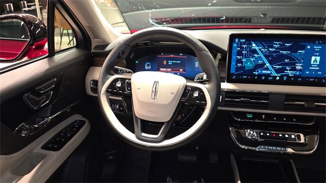 New 2026 Lincoln Corsair Reserve w/ Jet Appearance Package image 16