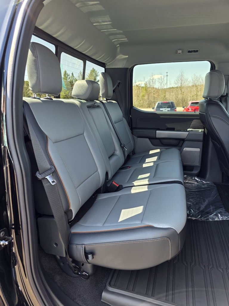 New 2025 Ford F150 Lariat w/ Equipment Group 501A Mid image 21