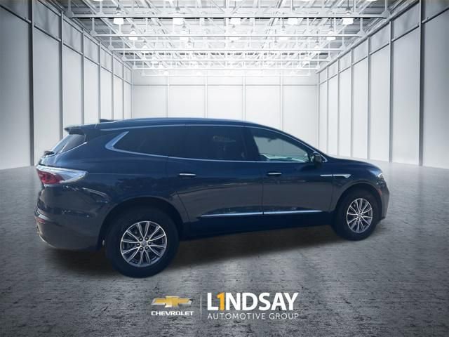 Used 2023 Buick Enclave Essence image 23