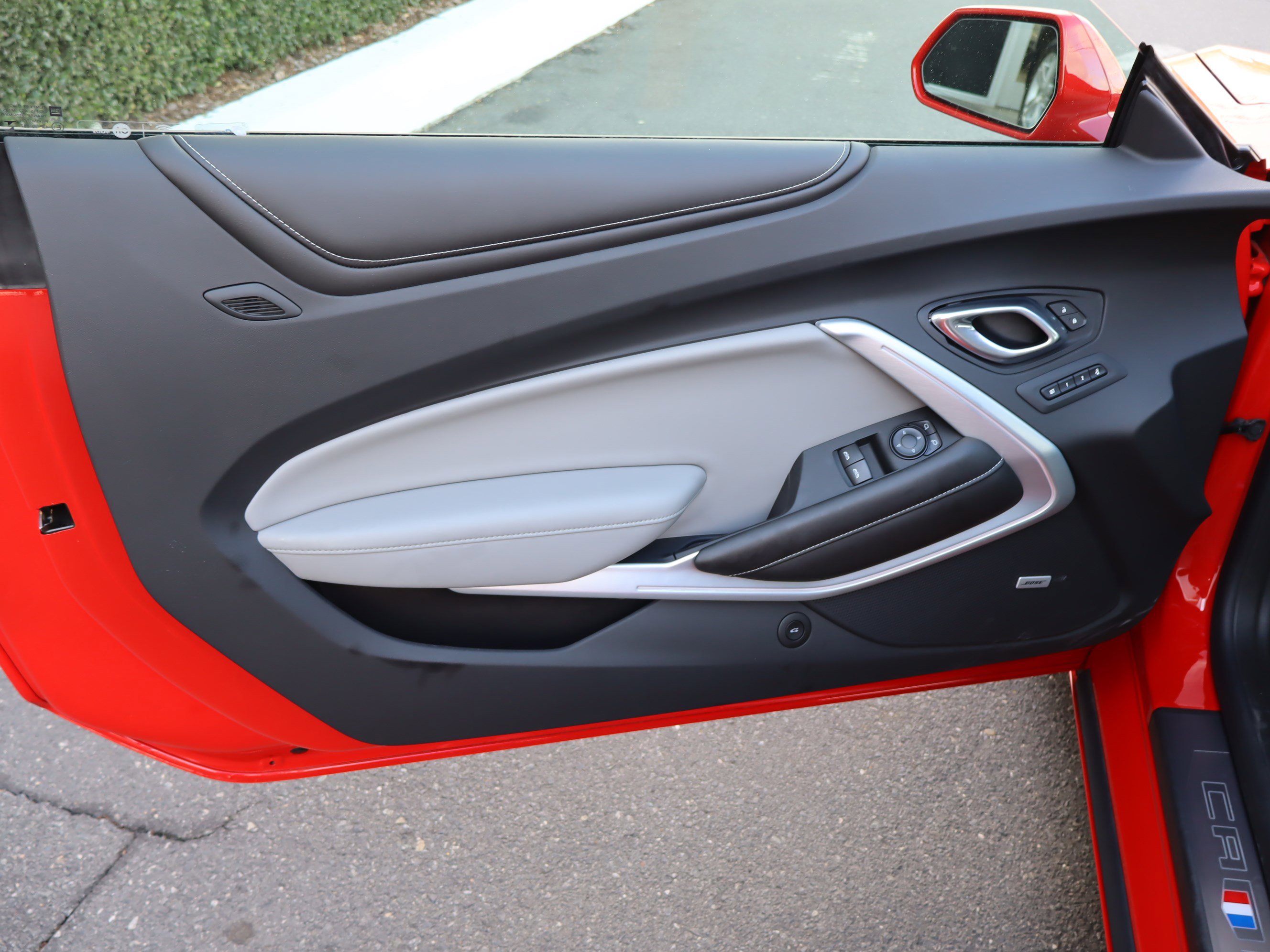 Used 2018 Chevrolet Camaro SS image 13