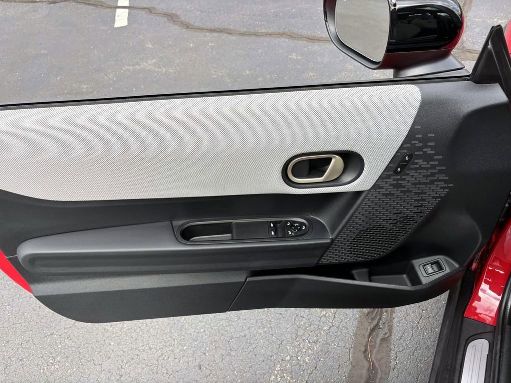 Certified 2025 MINI Cooper S image 11