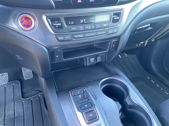 Used 2022 Honda Pilot Sport image 38