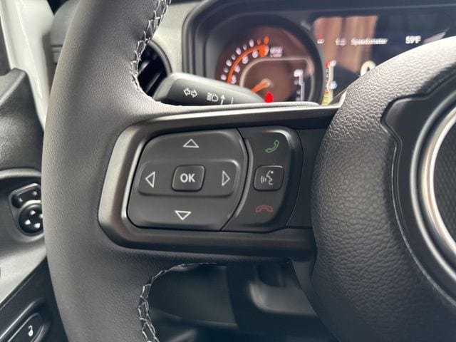 New 2025 Jeep Gladiator Sport image 12