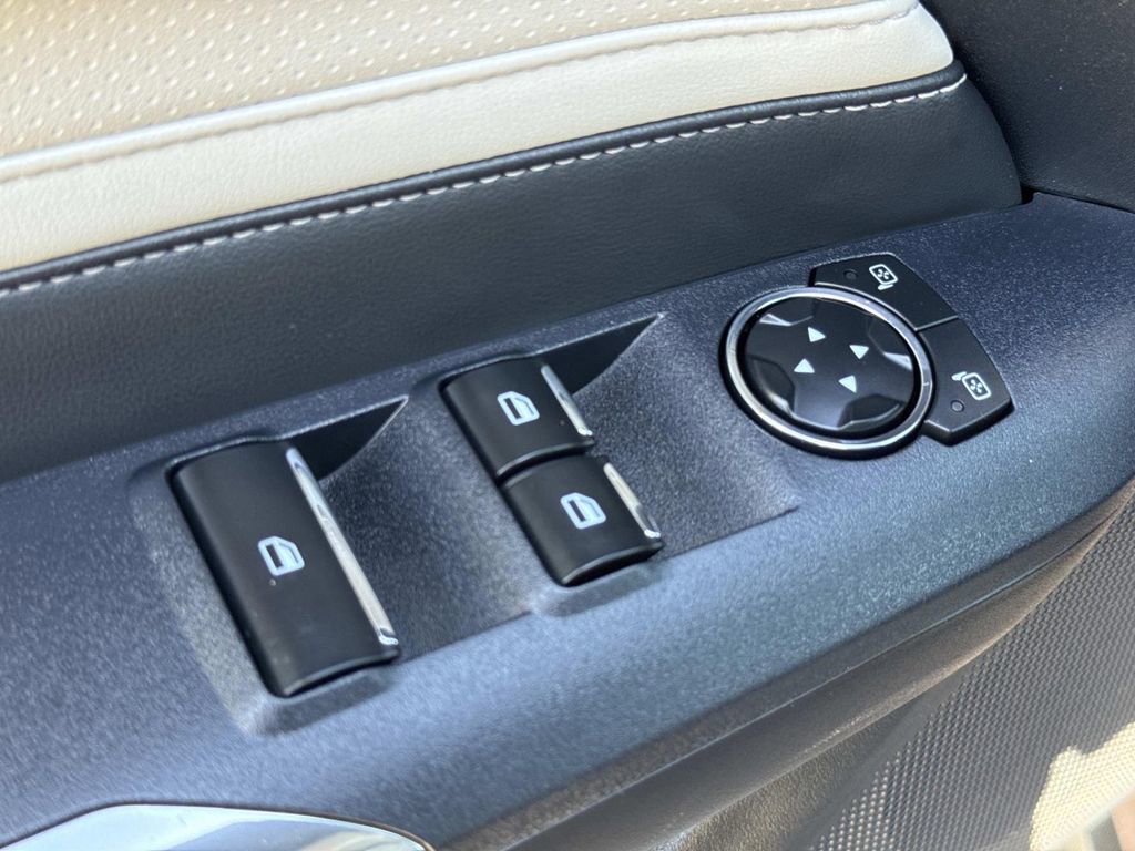 Used 2024 Ford Mustang Premium image 15