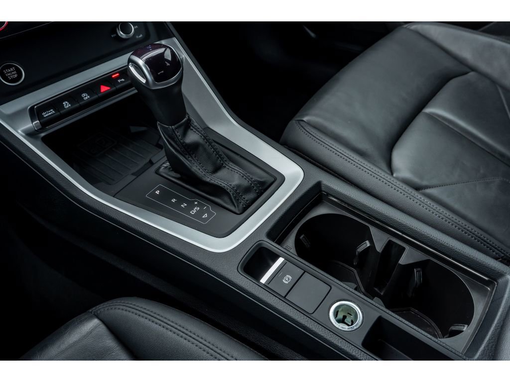 Used 2024 Audi Q3 2.0T Premium image 26