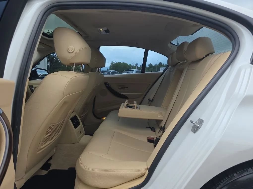Used 2015 BMW 328i Sedan RWD image 37