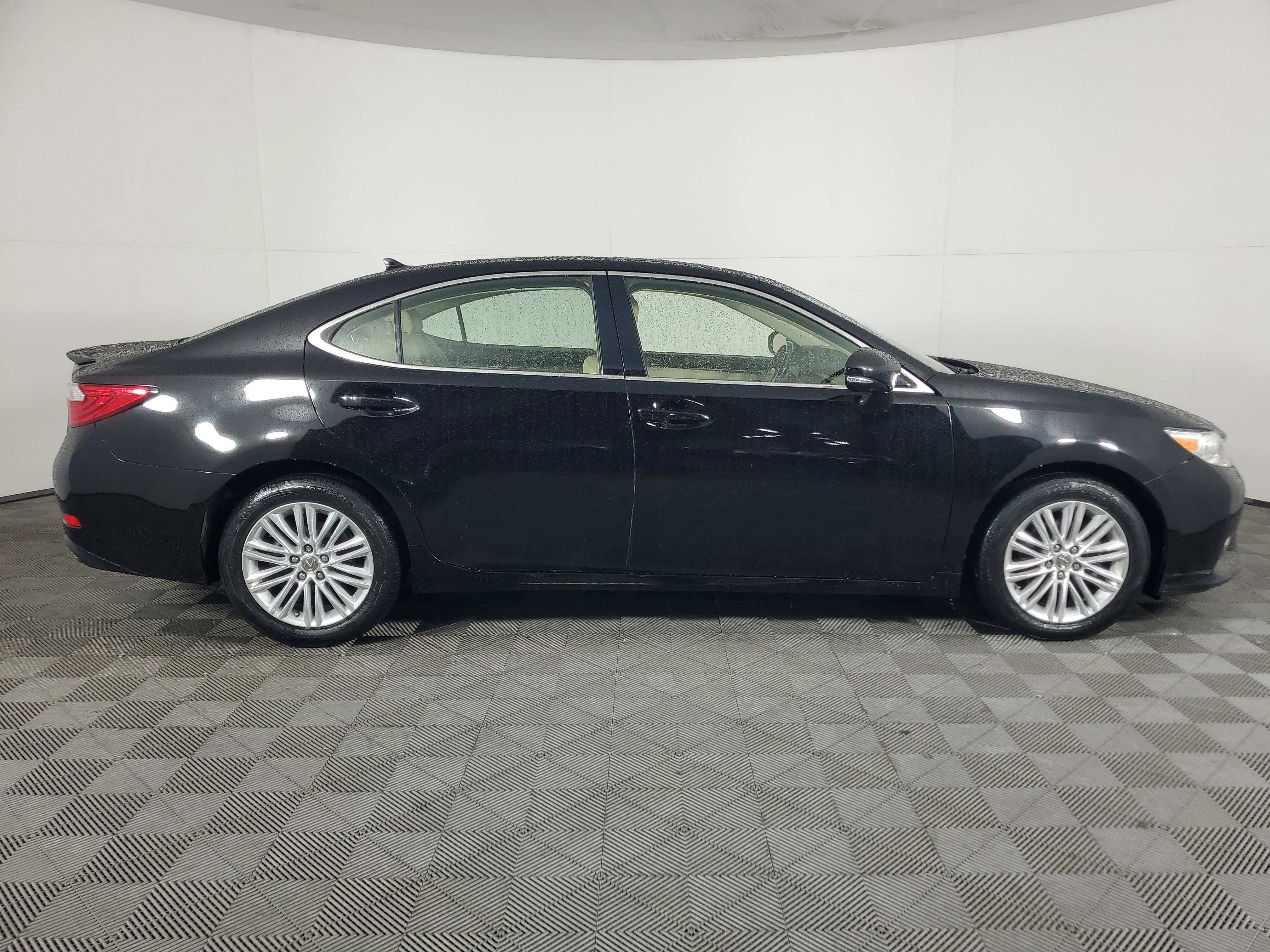 Used 2013 Lexus ES 350 image 3