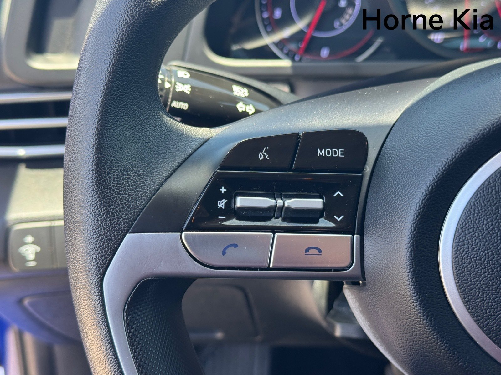 Used 2023 Hyundai Elantra SEL FWD image 18