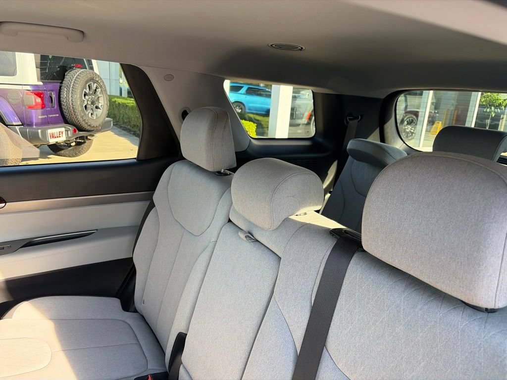 Used 2020 Hyundai Palisade SE FWD image 17