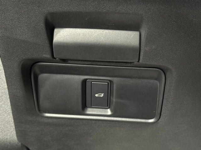 Certified 2025 Land Rover Discovery Sport S AWD/4WD image 36