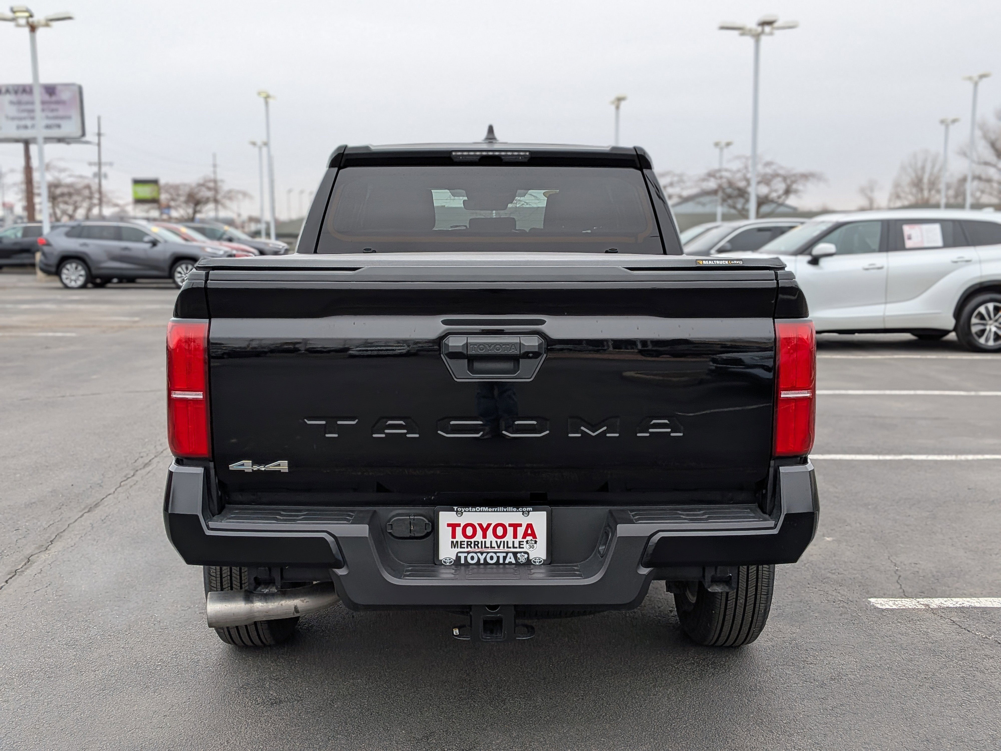 Used 2025 Toyota Tacoma SR5 image 7