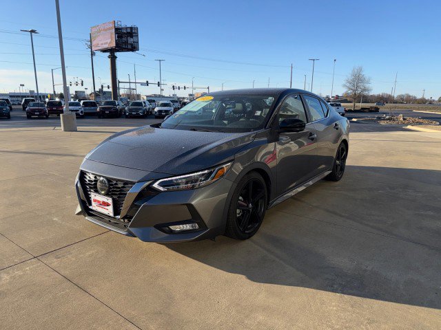 Used 2021 Nissan Sentra SR w/ SR Premium Package image 5