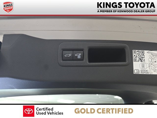 Certified 2024 Toyota Venza LE AWD/4WD image 7