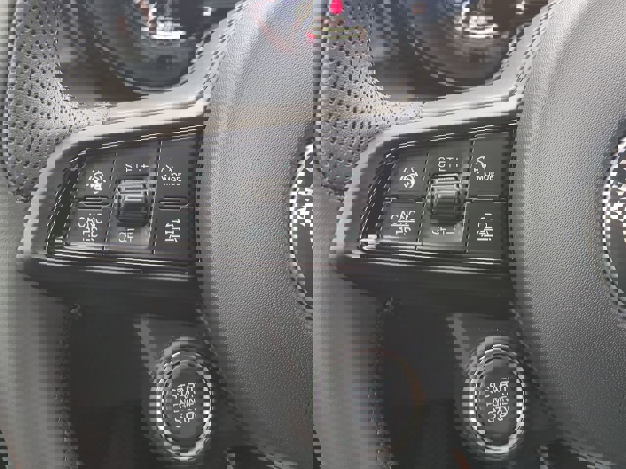 New 2025 Alfa Romeo Tonale w/ Premium Package AWD/4WD image 23