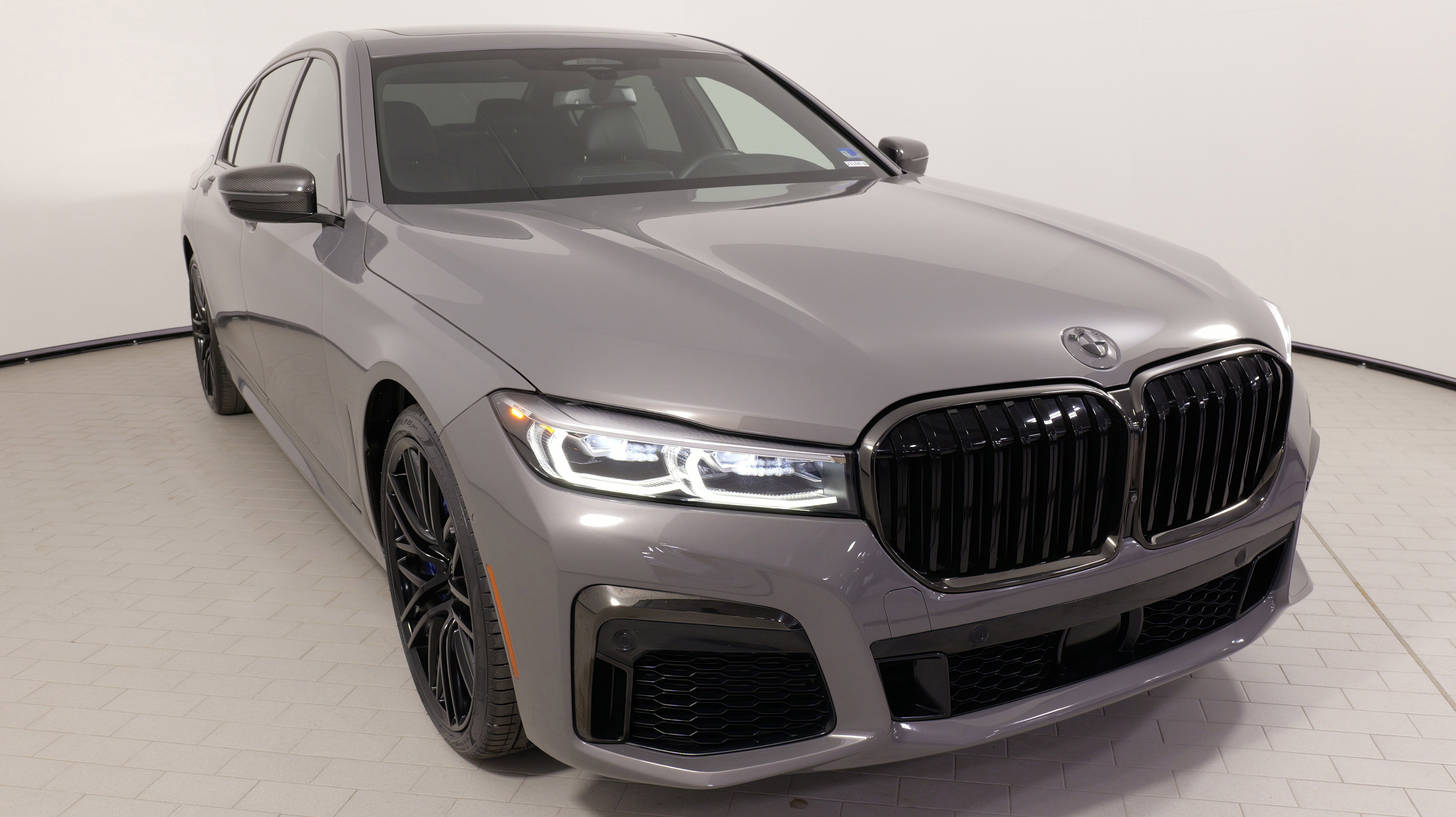 Used 2022 BMW 750i xDrive w/ Executive Package image 5