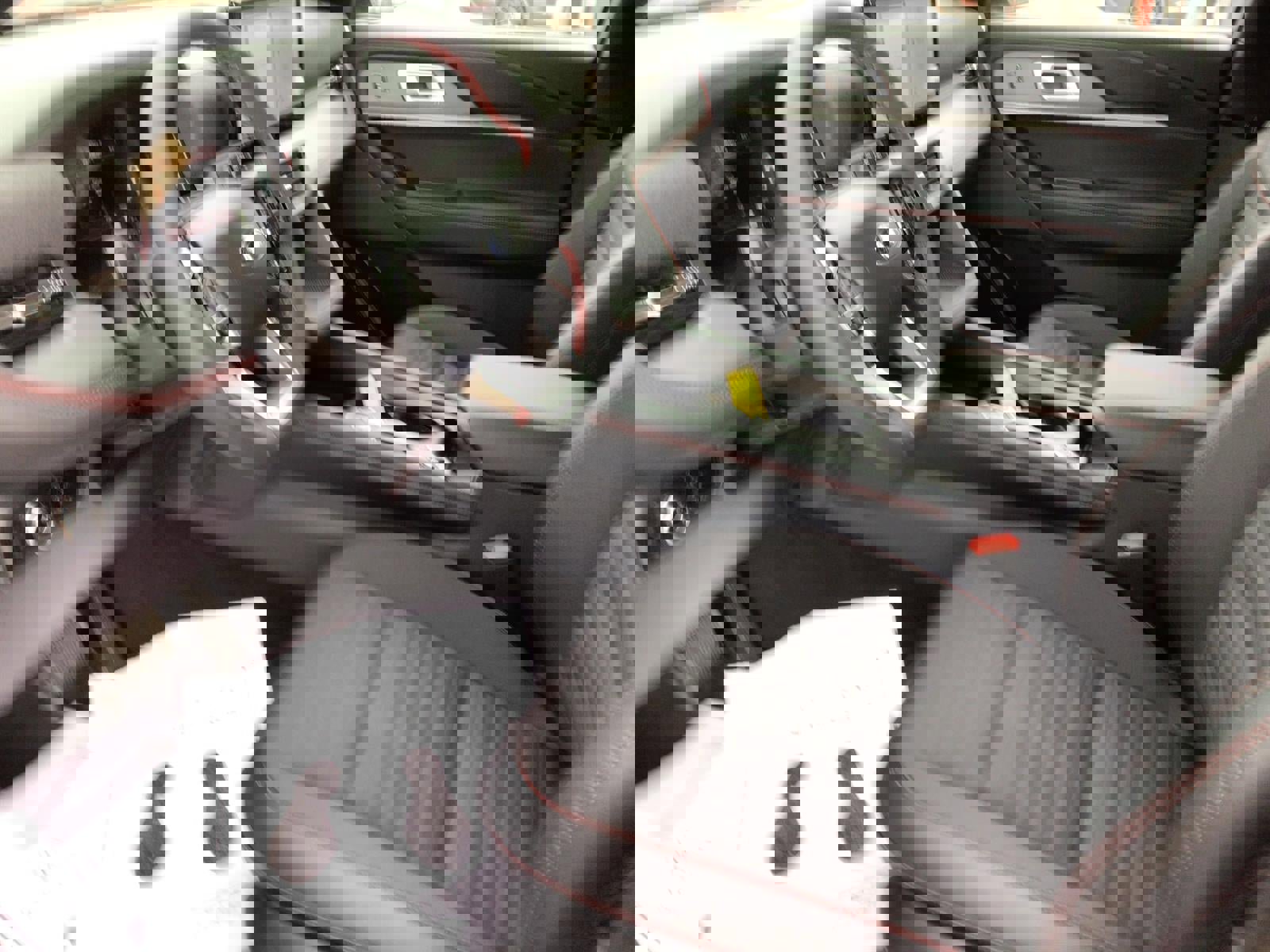 New 2026 Ford Explorer ST-Line w/ ST-Line Street Pack image 17