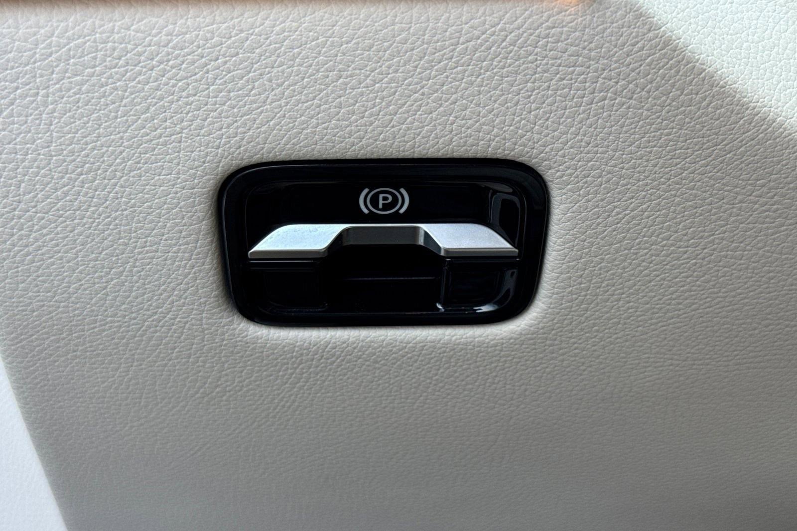 Used 2023 Mercedes-Benz S 580 4MATIC Sedan image 36
