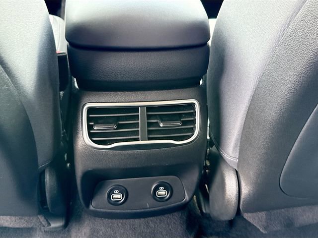 Used 2023 Hyundai Santa Fe SEL w/ Cargo Package image 24