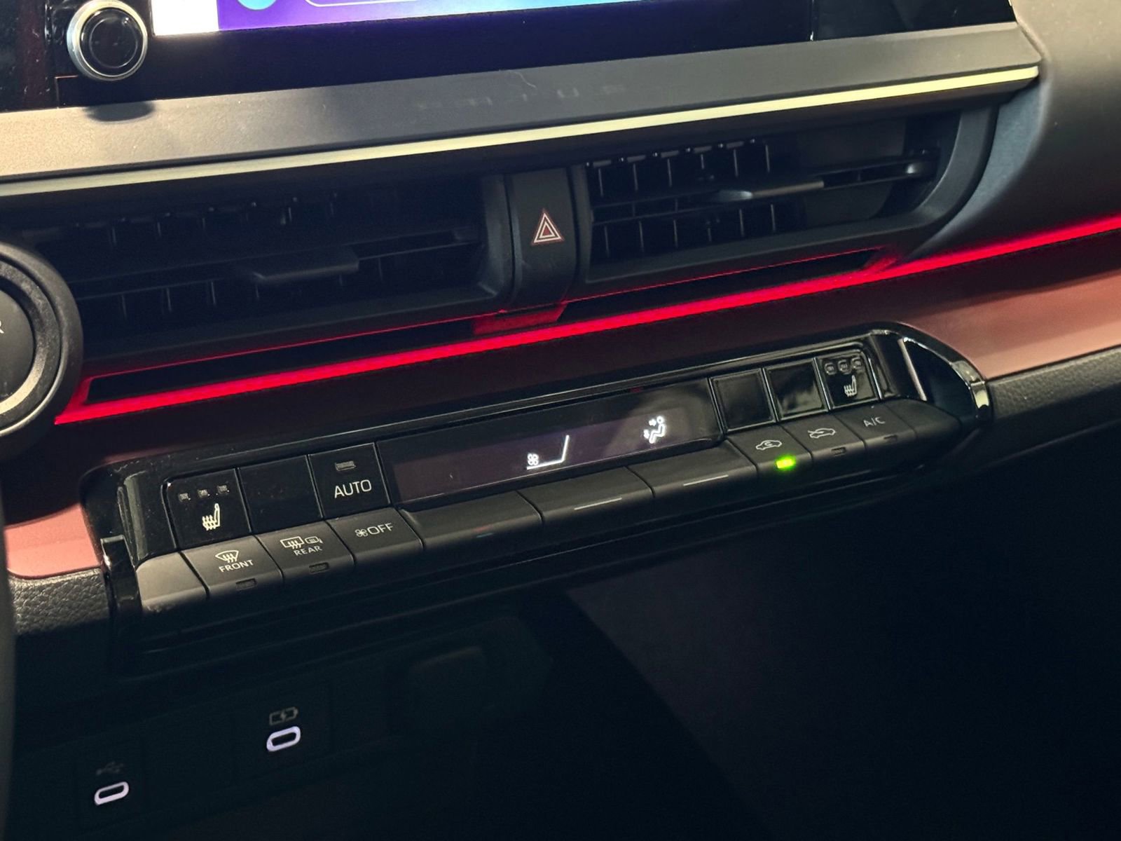 New 2026 Toyota Prius Plug-In Hybrid image 21