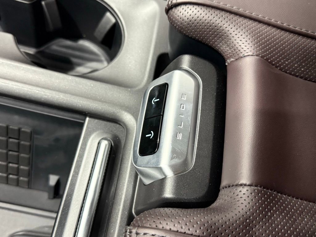 New 2025 Ford Expedition Platinum w/ Platinum Ultimate Package image 47