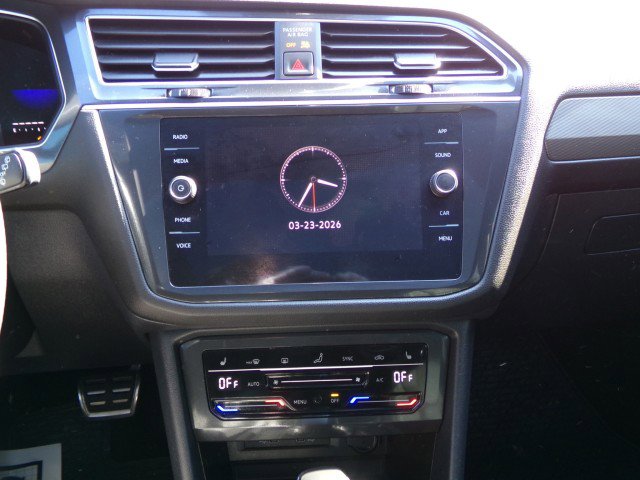 Used 2023 Volkswagen Tiguan SE R-Line image 22