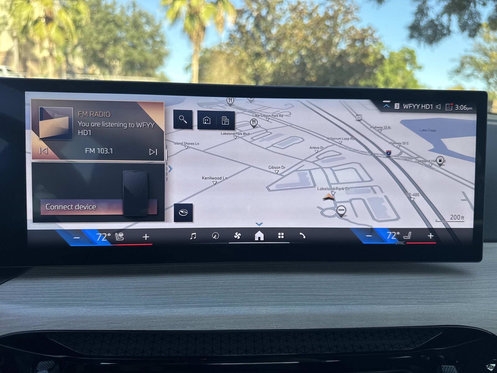 Certified 2025 BMW 330i Sedan w/ Premium Package image 22