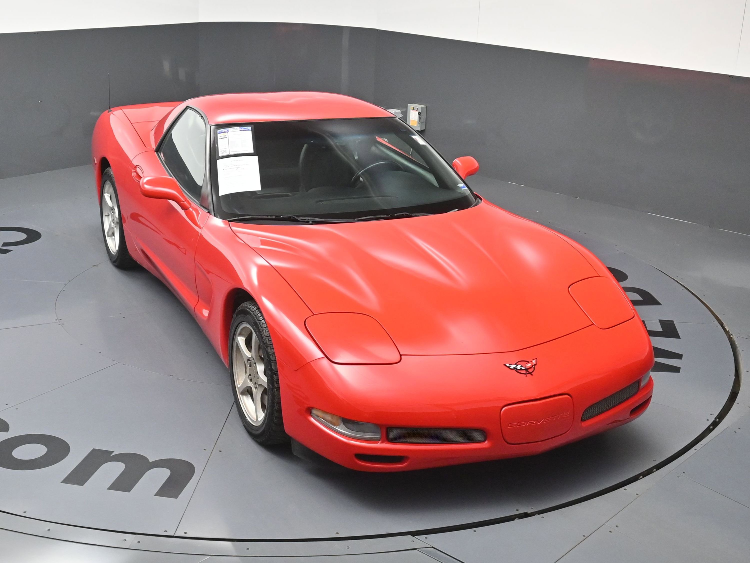 Used 2000 Chevrolet Corvette Coupe image 29