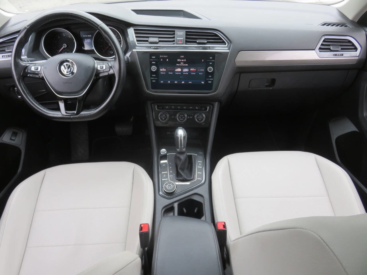 Used 2018 Volkswagen Tiguan SEL image 12