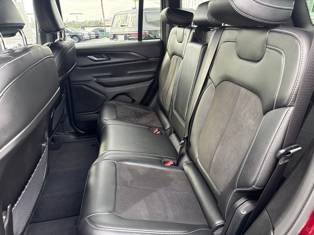 Certified 2023 Jeep Grand Cherokee Altitude RWD image 15