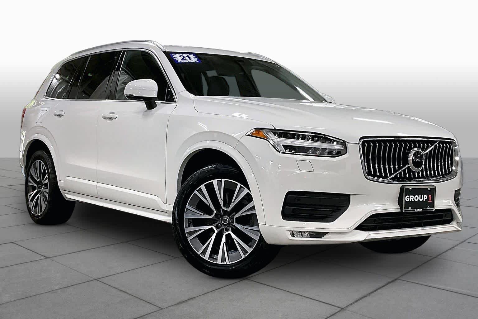 Used 2021 Volvo XC90 T6 Momentum w/ Climate Package AWD/4WD image 3