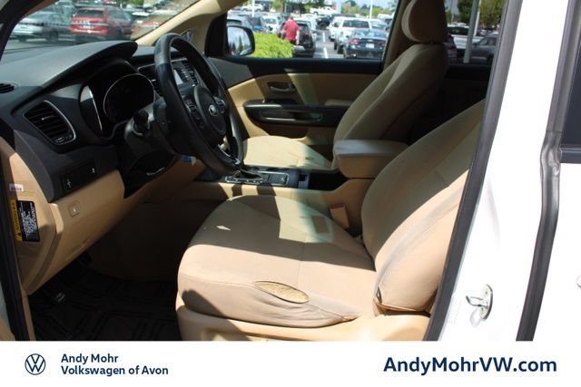 Used 2017 Kia Sedona LX FWD image 14
