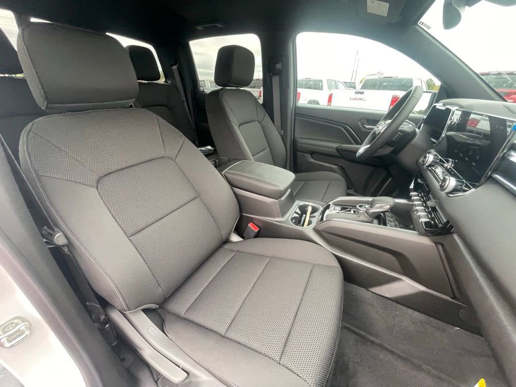 New 2026 GMC Canyon Elevation w/ Convenience Package image 32