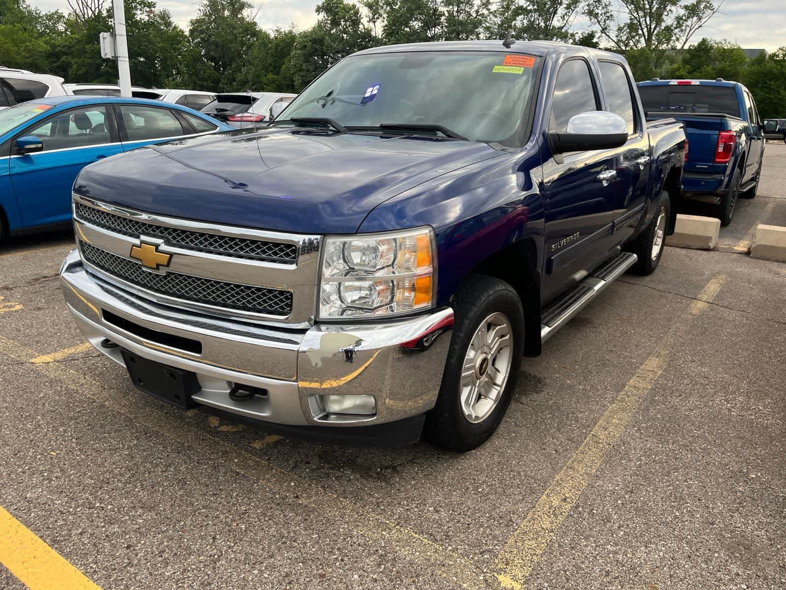 Used 2012 Chevrolet Silverado 1500 LT AWD/4WD image 2