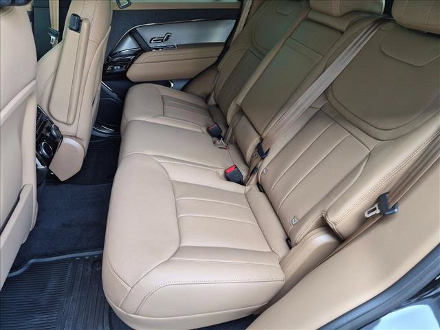 New 2027 Land Rover Range Rover Sport SE AWD/4WD image 15