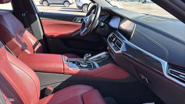 Used 2021 BMW X6 M50i w/ Executive Package AWD/4WD image 14