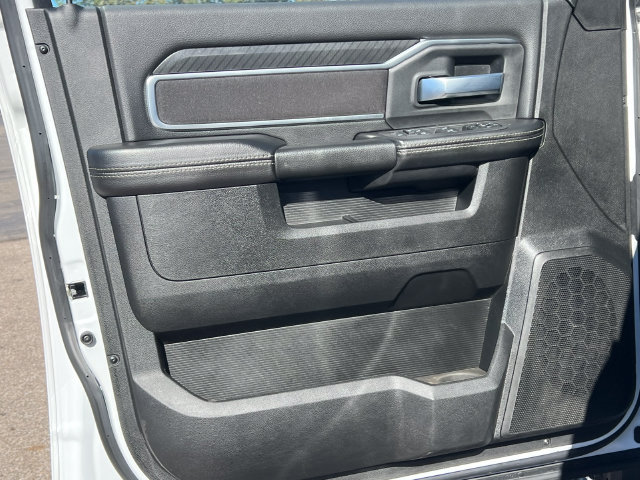 Used 2025 RAM 3500 Big Horn AWD/4WD image 19