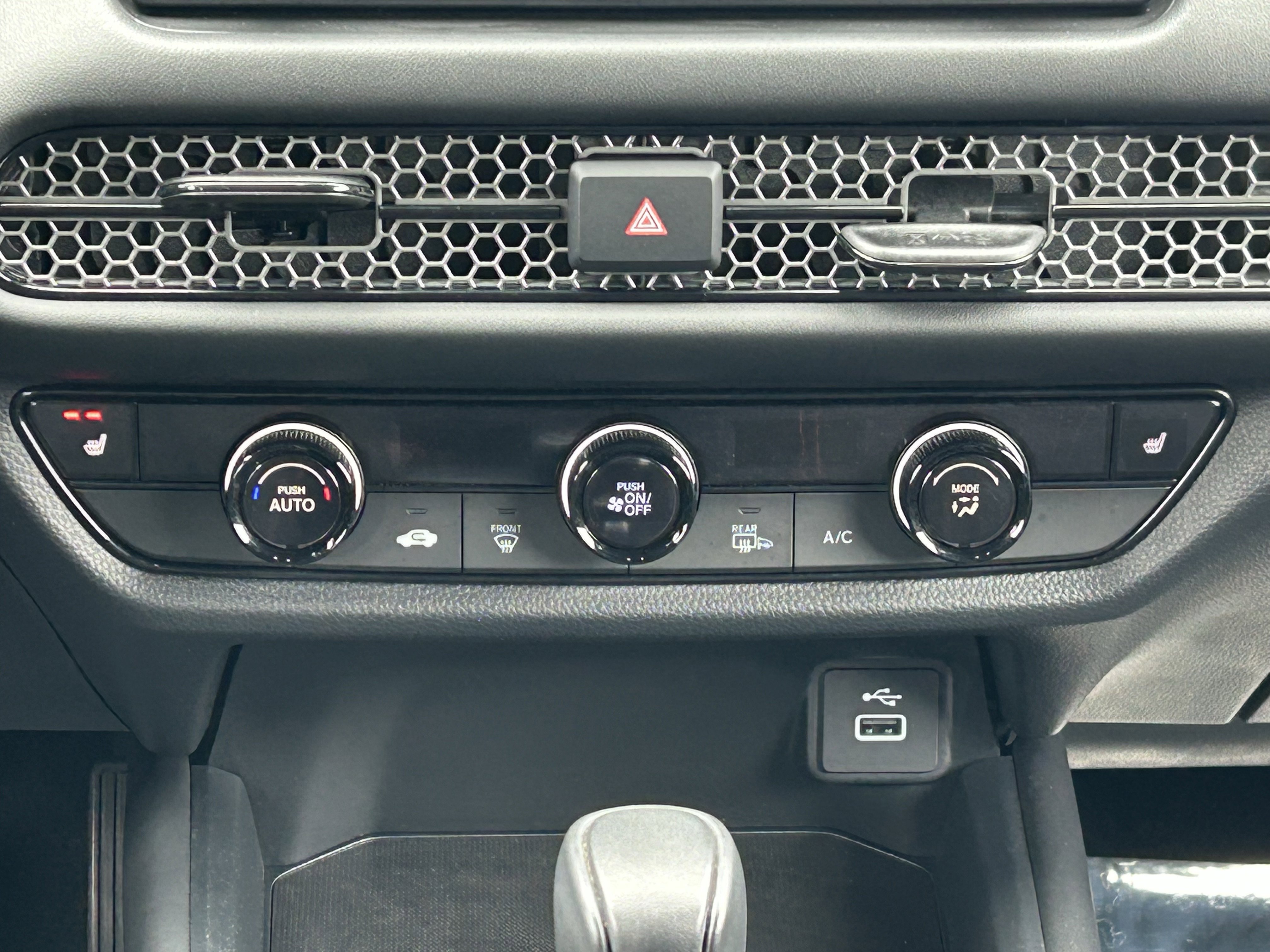Certified 2025 Honda HR-V Sport image 15