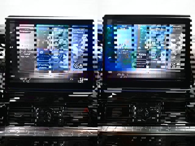 New 2026 Nissan Pathfinder SL image 13