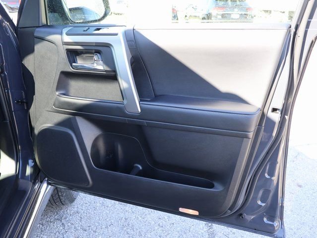 Used 2024 Toyota 4Runner Limited image 7