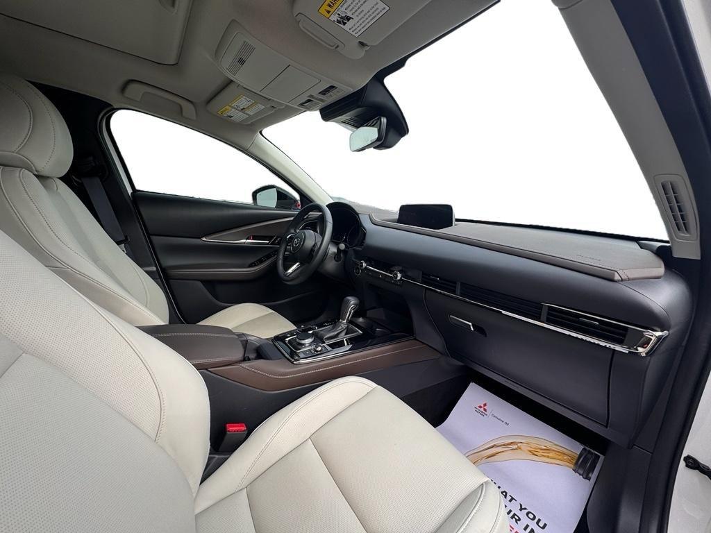 Used 2025 MAZDA CX-30 2.5 Turbo w/ Premium Plus Pkg image 6